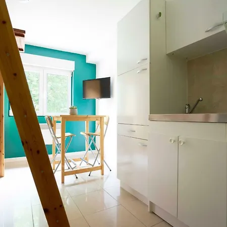 Den Sota Private Studio *