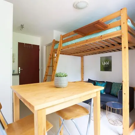 Διαμέρισμα Den Sota Private Studio